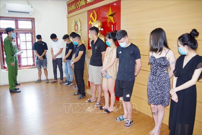 Hải Dương: Phát hiện 31 đối tượng sử dụng trái phép chất ma túy tại quán karaoke